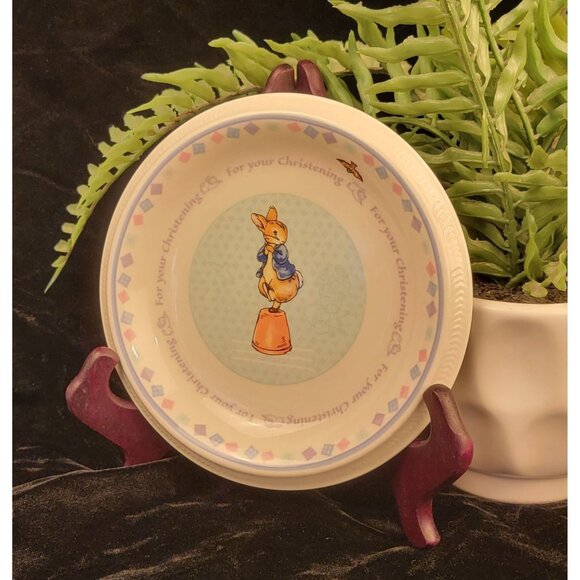 Vintage Wedgwood Peter Rabit Christening Plate from the Stories of Beatrix Potte - Picture 8 of 9
